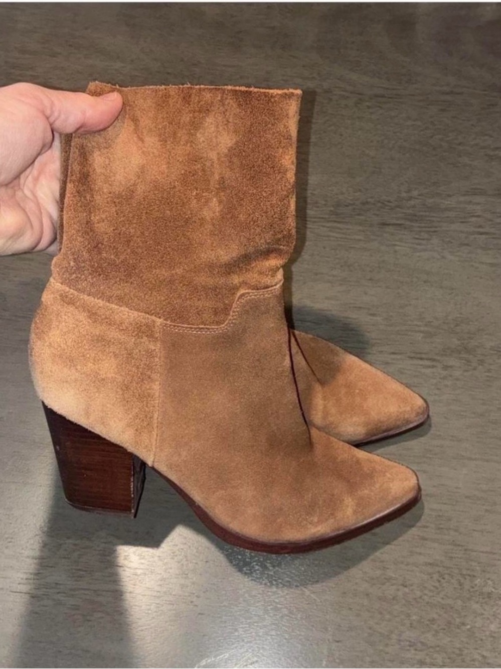 Bleecker and bond woman’s 7.5 Suede Women’s Ankle Boots - Picture 4 of 8